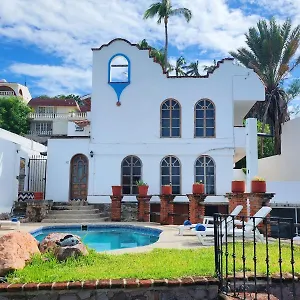 Bed & Breakfast Hill House -, Mazatlan